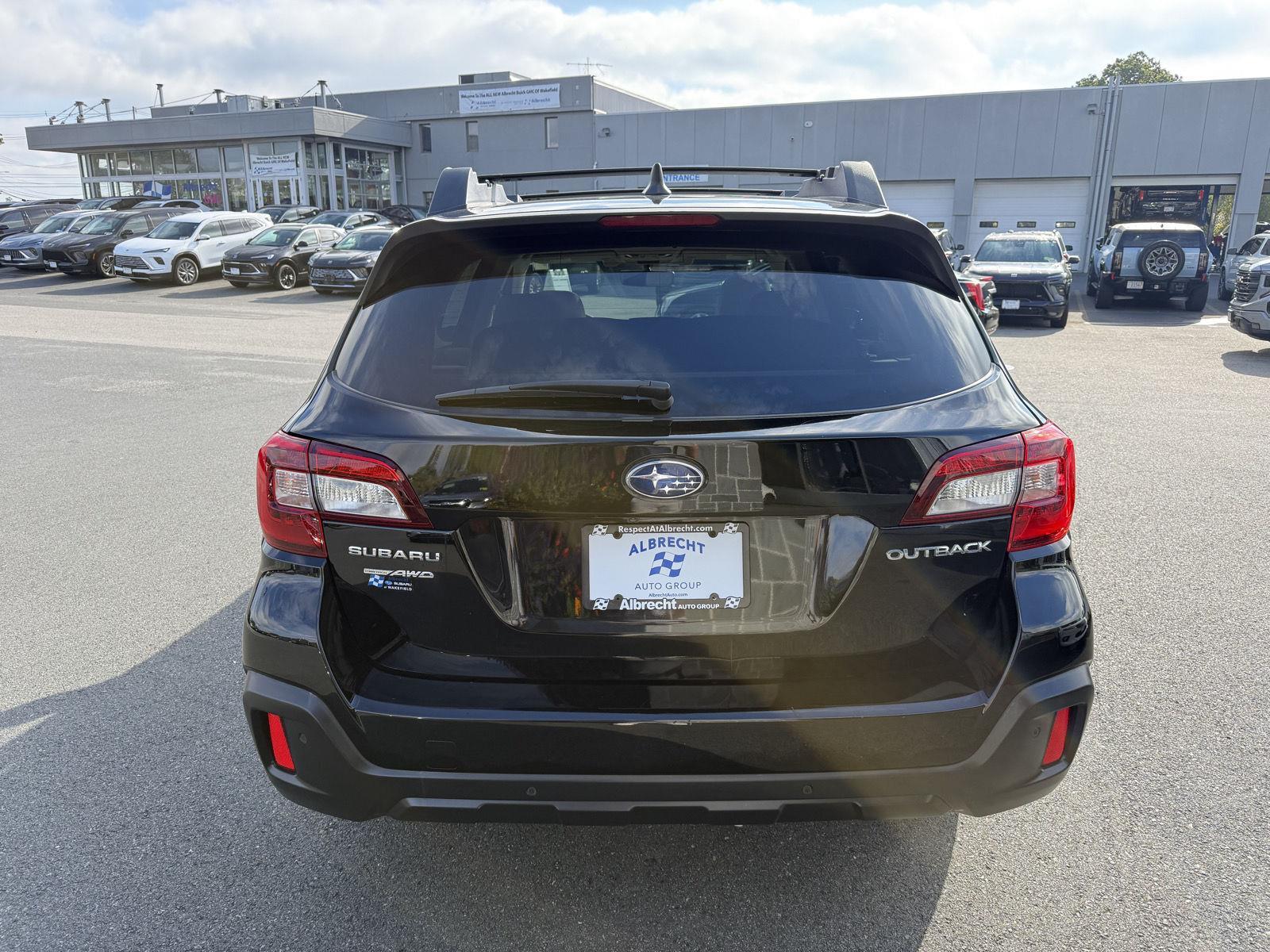 2019 Subaru Outback Limited photo 4