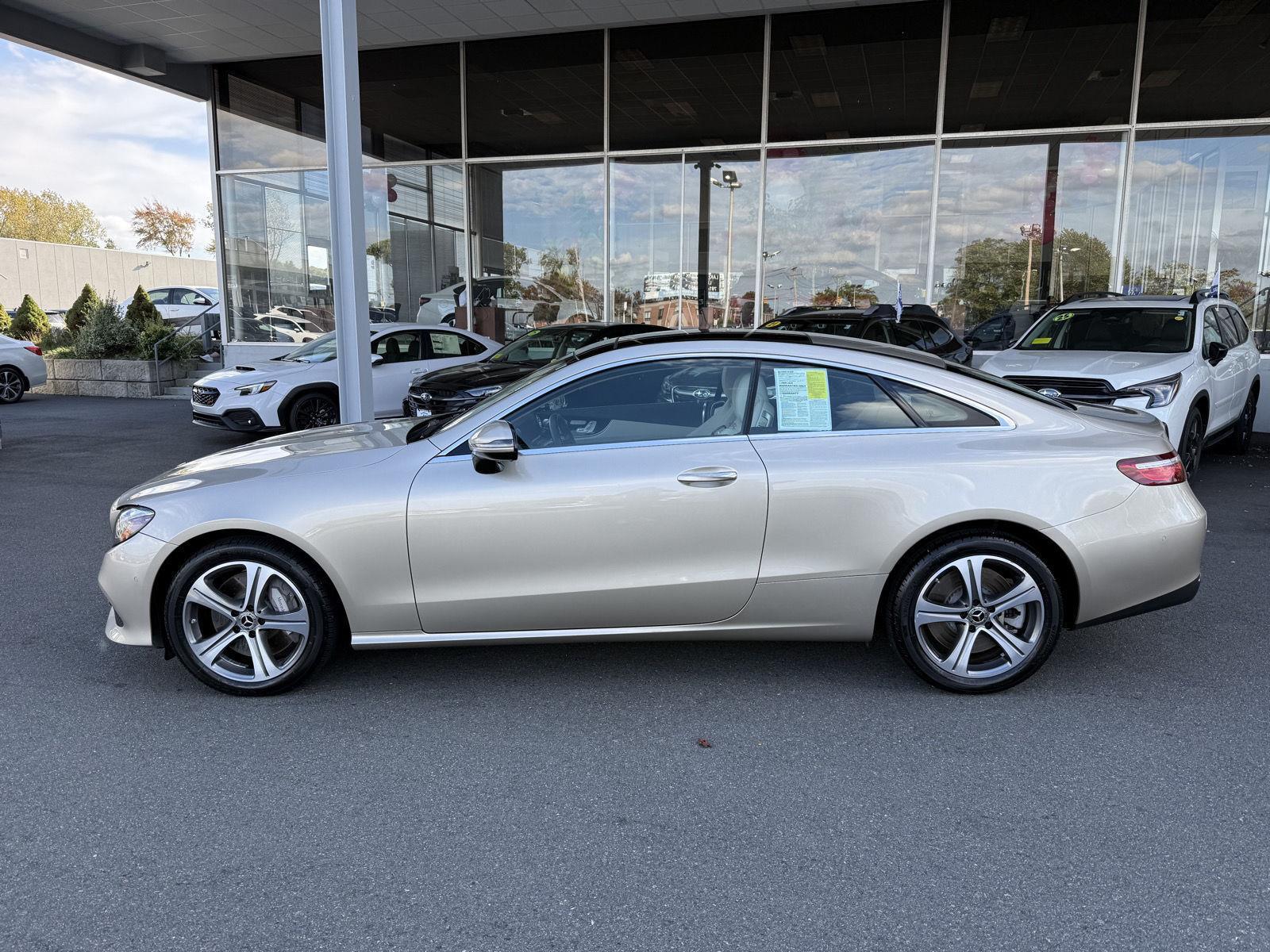 2018 Mercedes Benz E 400 photo 2