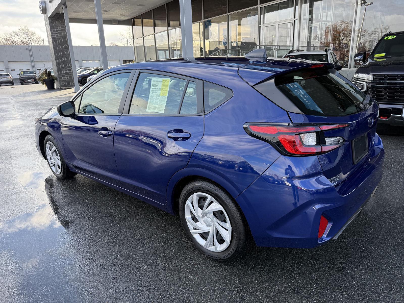 2025 Subaru Impreza Base photo 3