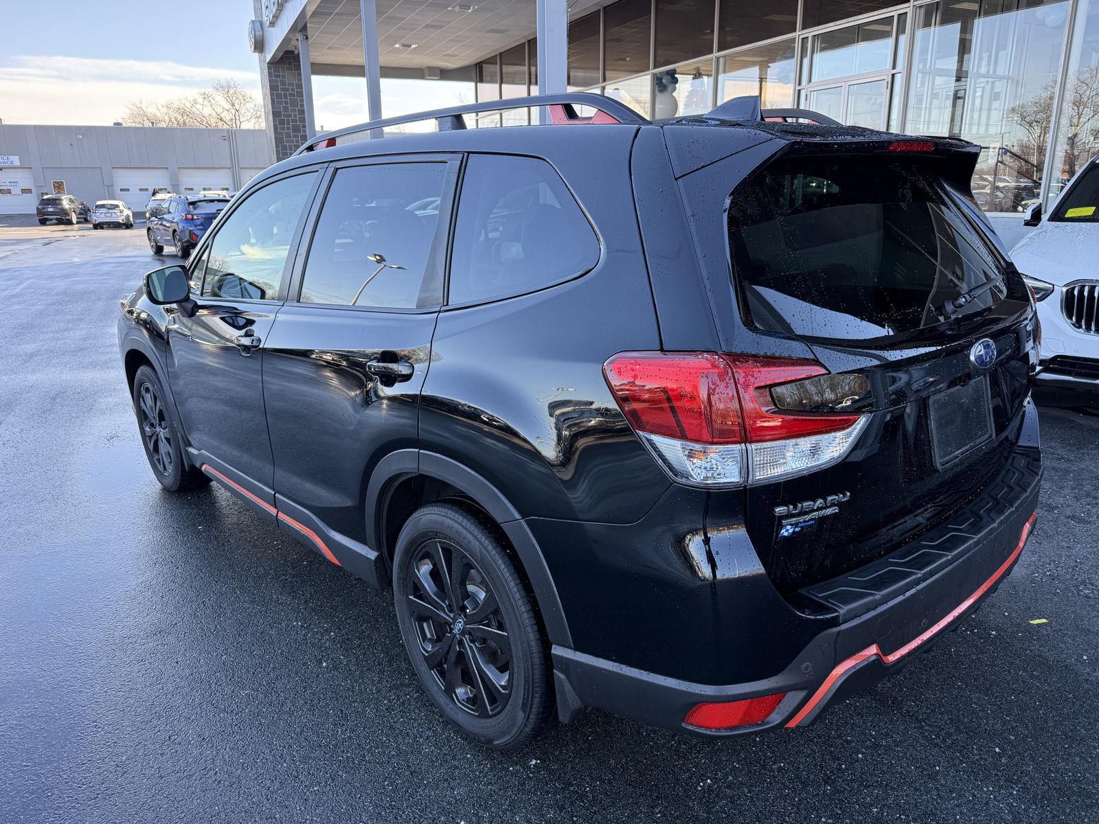 2023 Subaru Forester Sport photo 3