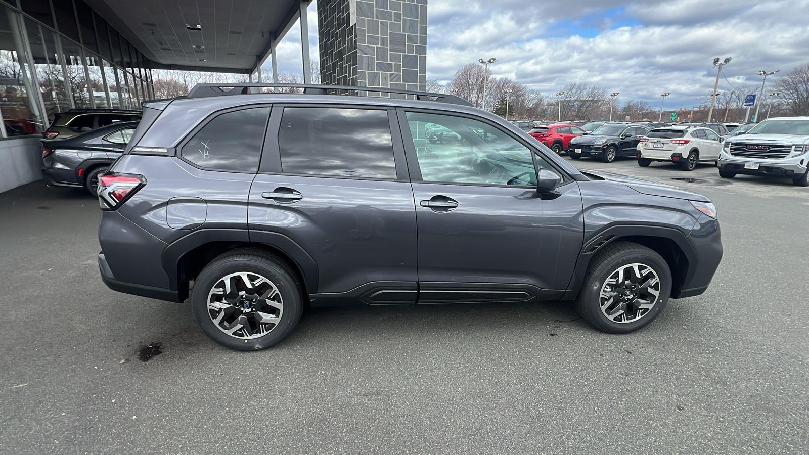 2026 Subaru Forester Premium - Photo 8