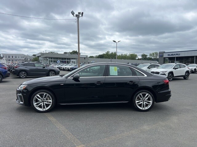 2021 Audi A4 S line Premium Plus photo 2
