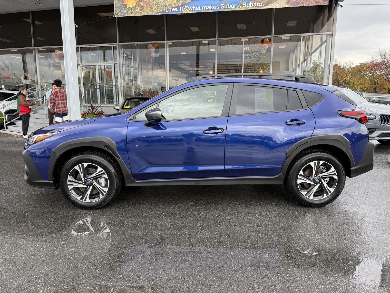 2025 Subaru Crosstrek Premium photo 2