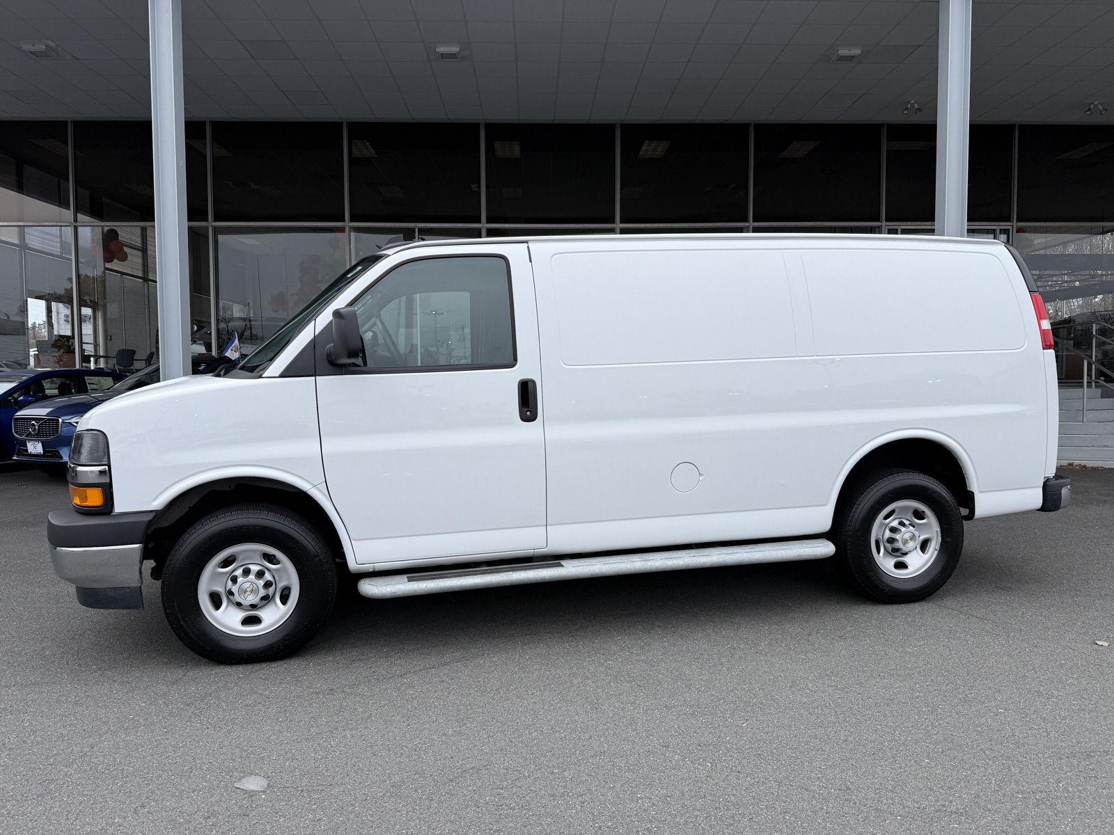 2024 Chevrolet Express Cargo Work Van's photo