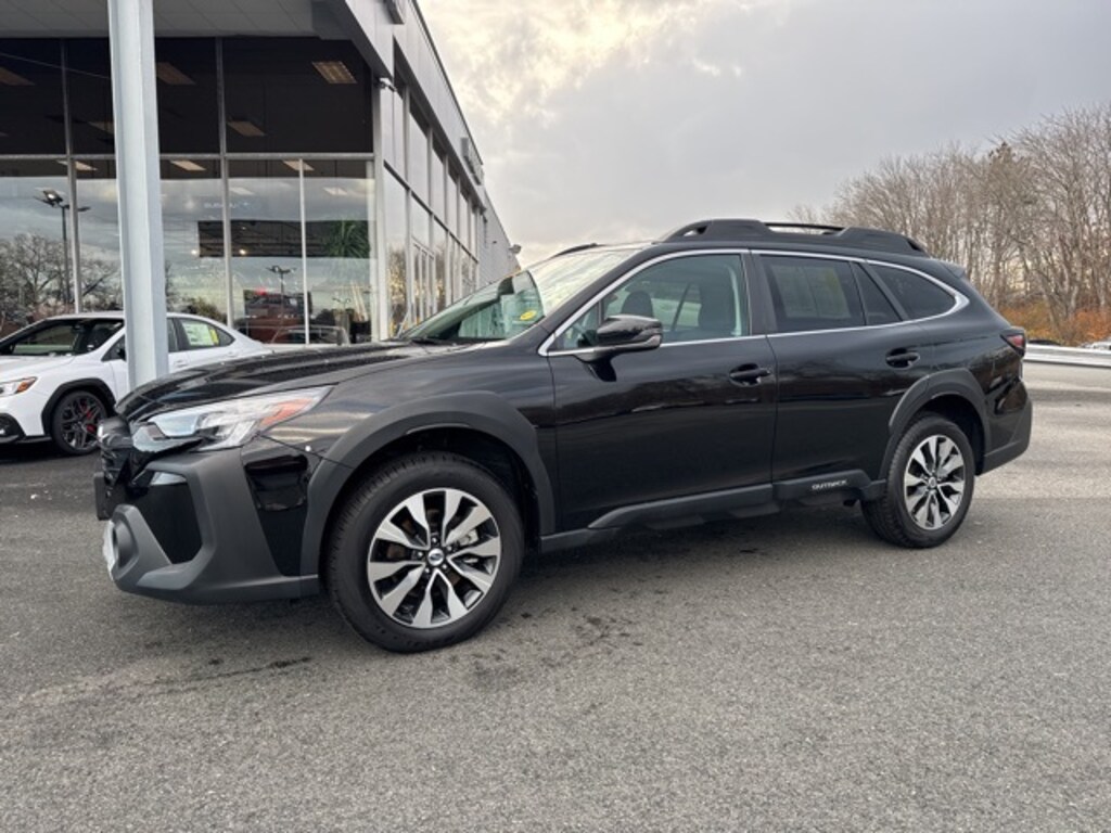 Used 2024 Subaru Outback For Sale at Subaru of Wakefield VIN