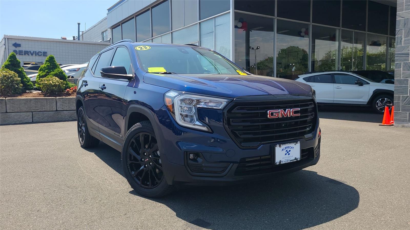 2023 GMC Terrain SLT AWD's photo
