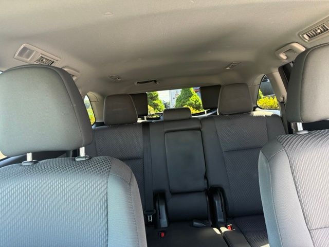 2018 Toyota Highlander LE - Photo 26