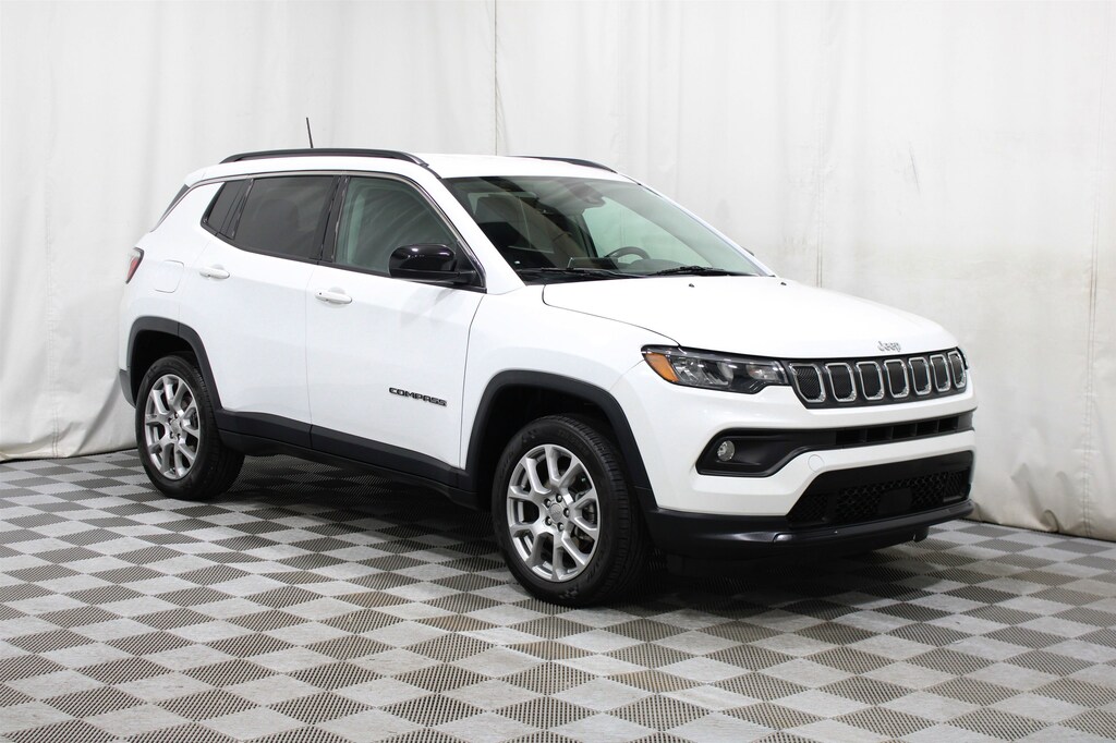 Used 2022 Jeep Compass Latitude Lux SUV