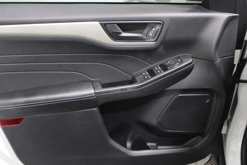 Used 2022 Ford Escape SE Hybrid SUV