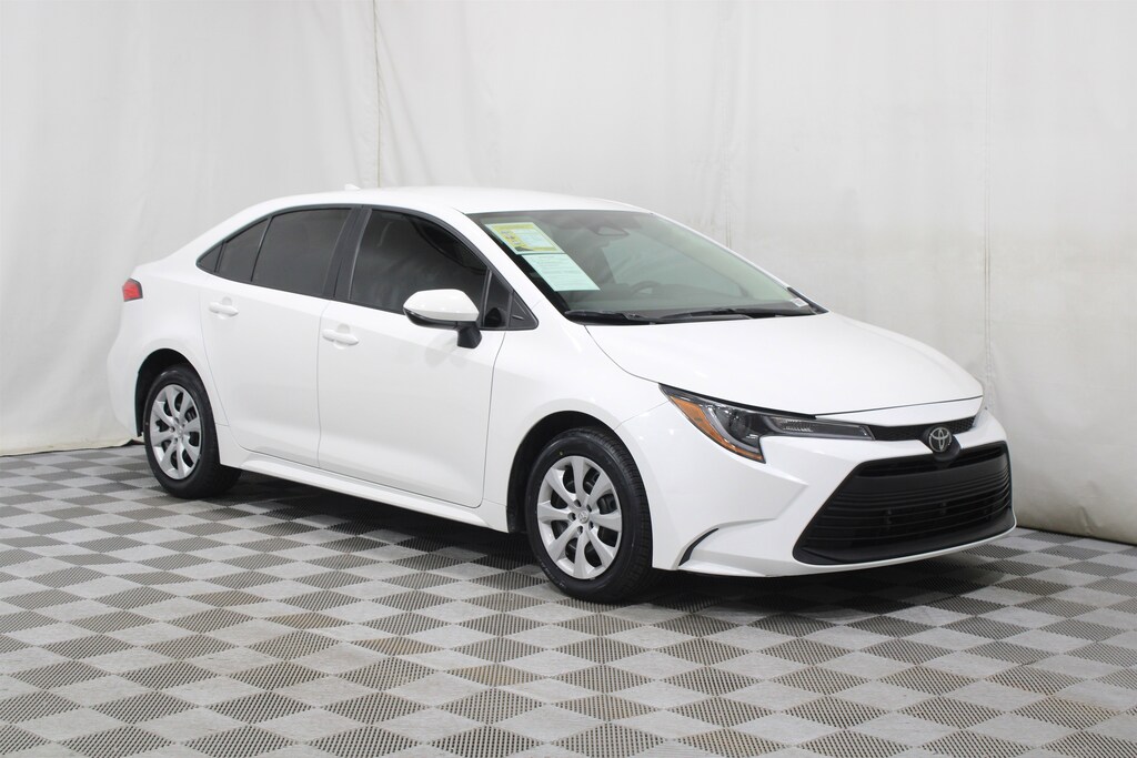 Used 2024 Toyota Corolla LE Sedan