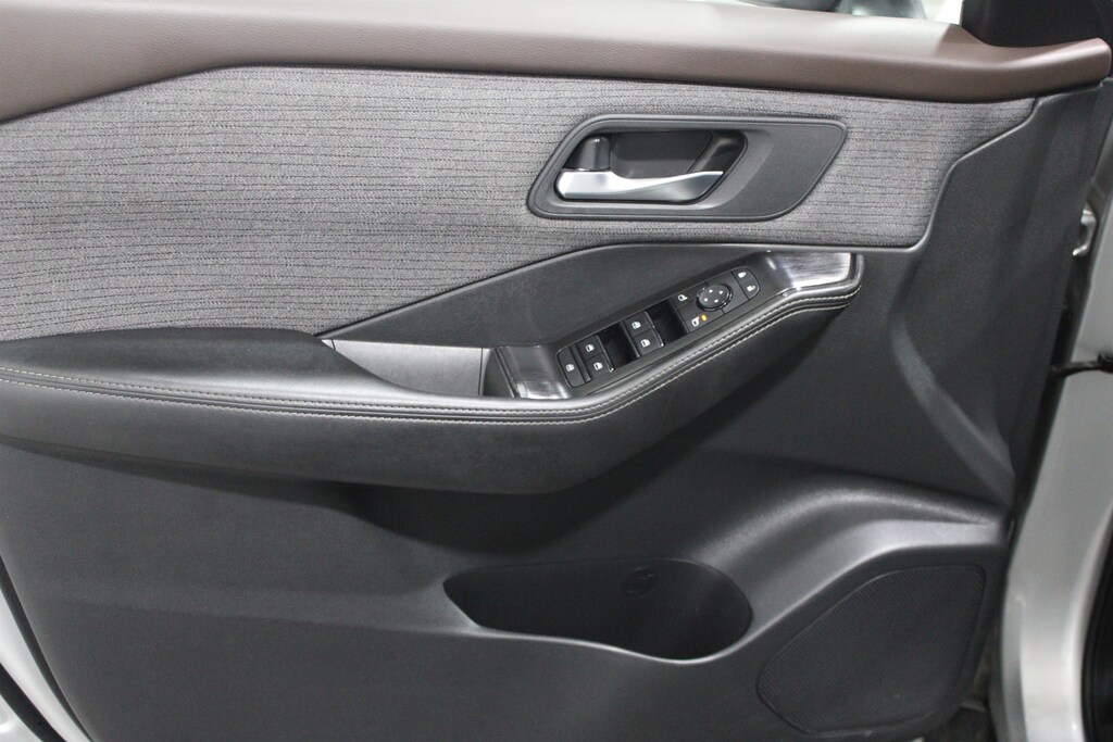 Used 2021 Nissan Rogue SV SUV