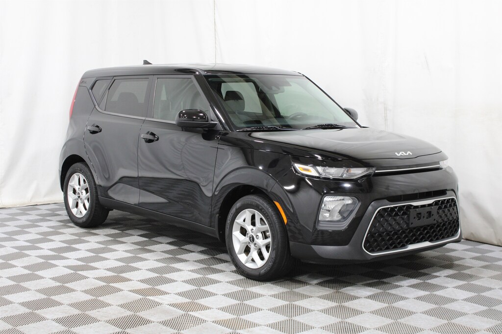 Used 2022 Kia Soul S Hatchback