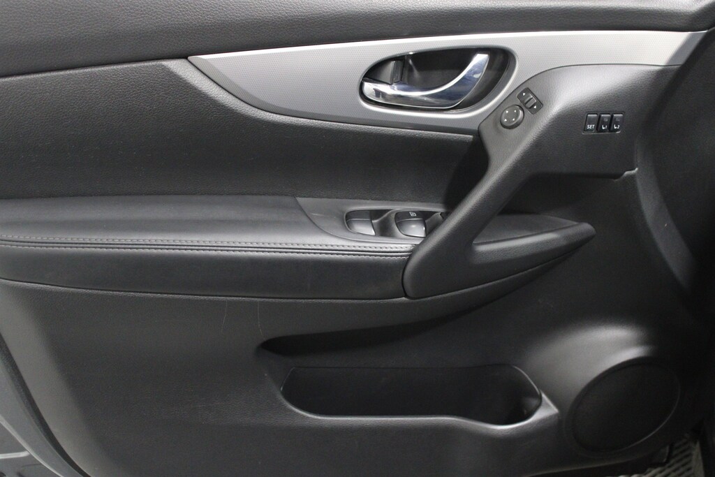 Used 2020 Nissan Rogue Sport SV SUV