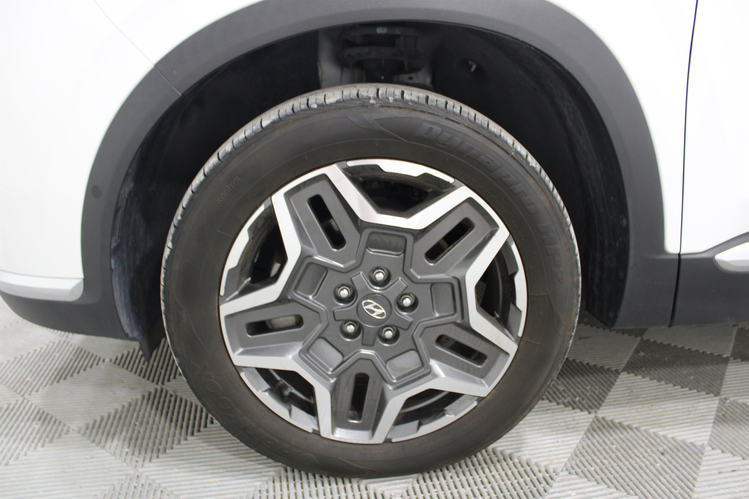 2023 Hyundai Santa Fe Limited - Photo 32