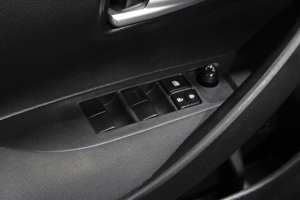 Used 2021 Toyota Corolla LE Sedan