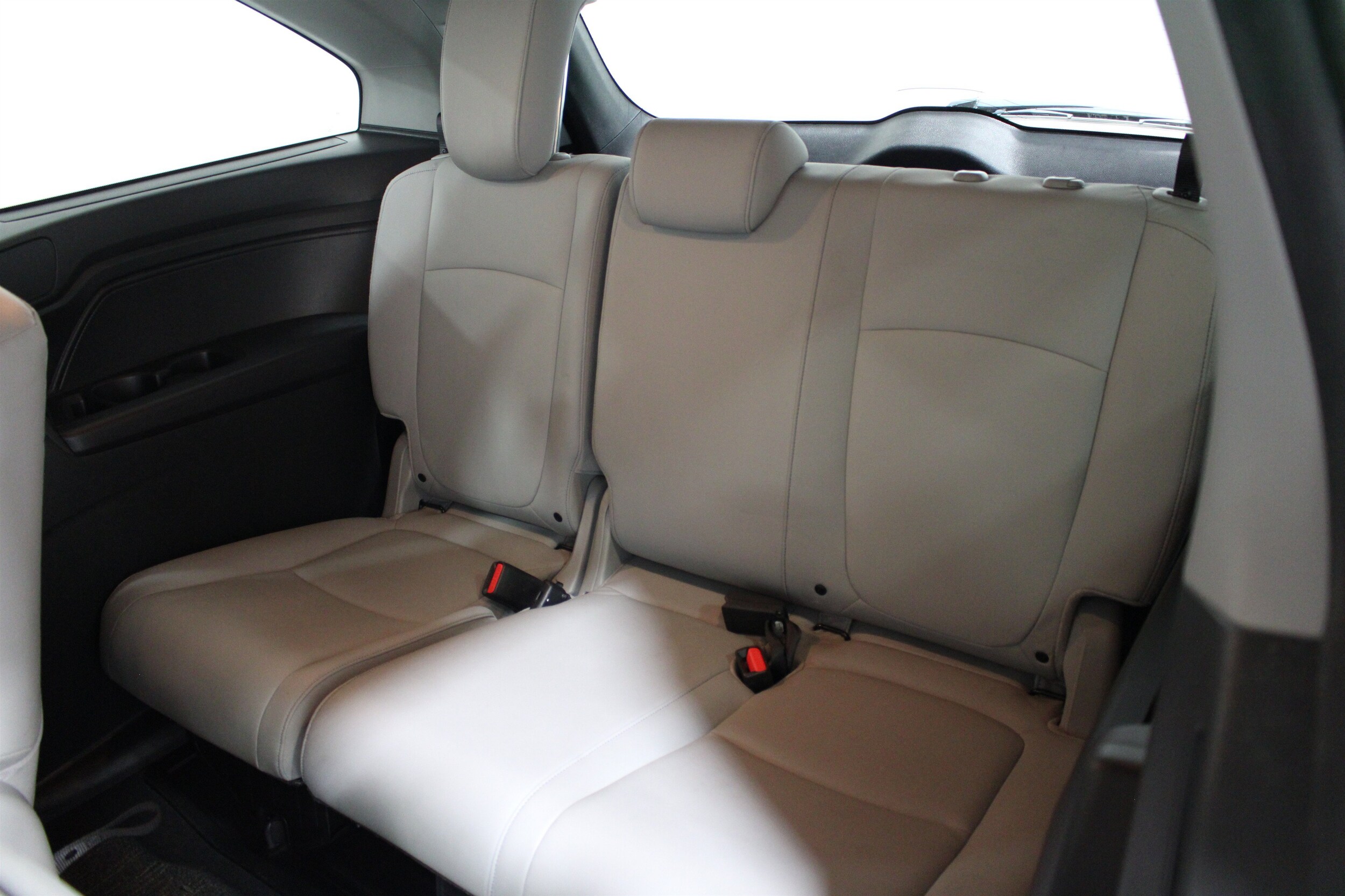 2024 Honda Odyssey EX-L - Photo 20