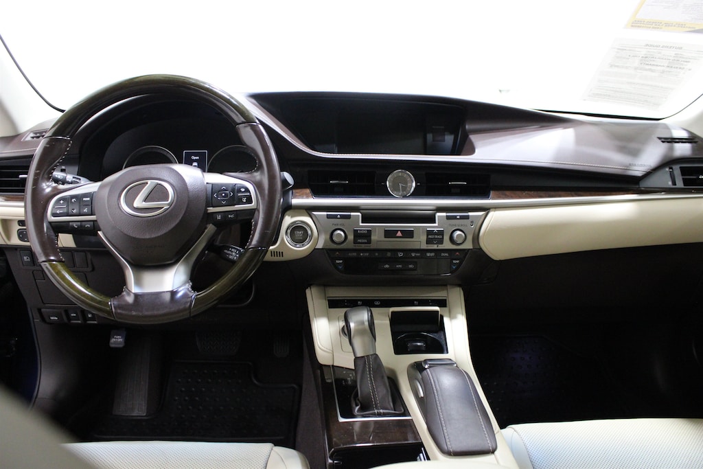 Used 2016 Lexus ES 350 Sedan