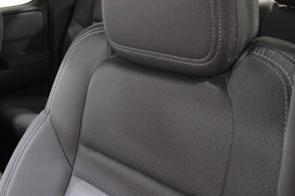 Used 2023 Nissan Frontier SV Truck Crew Cab