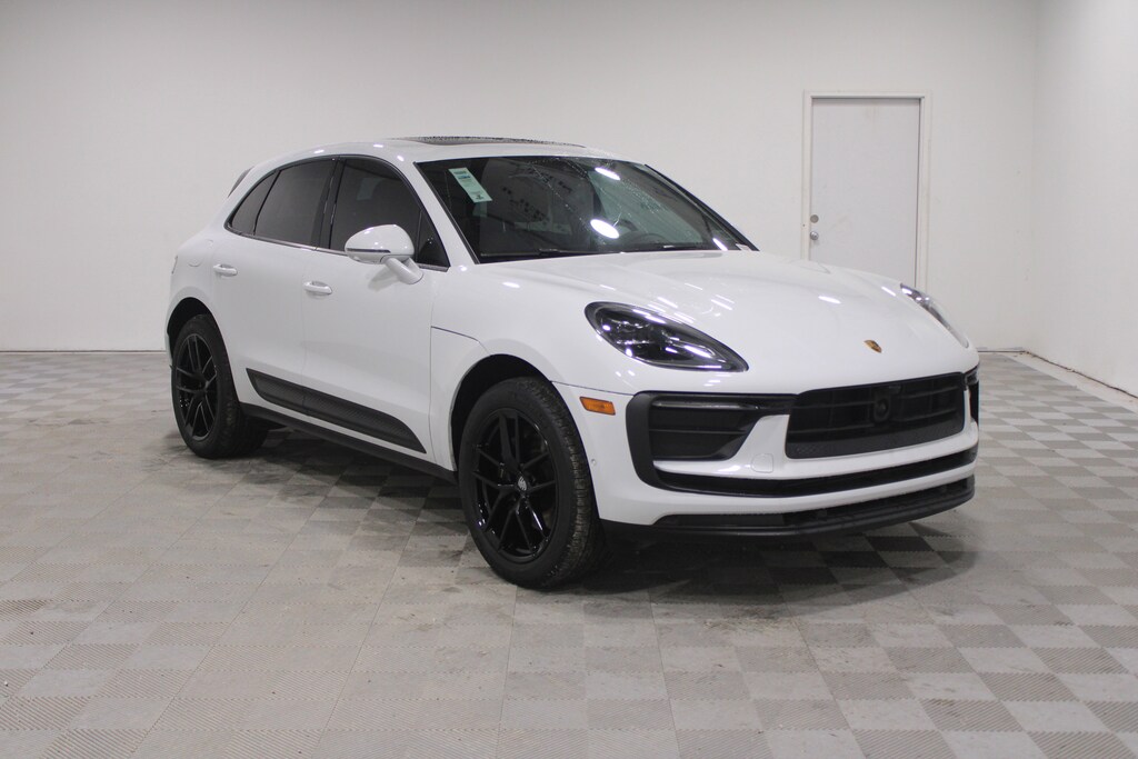 Used 2024 Porsche Macan T SUV