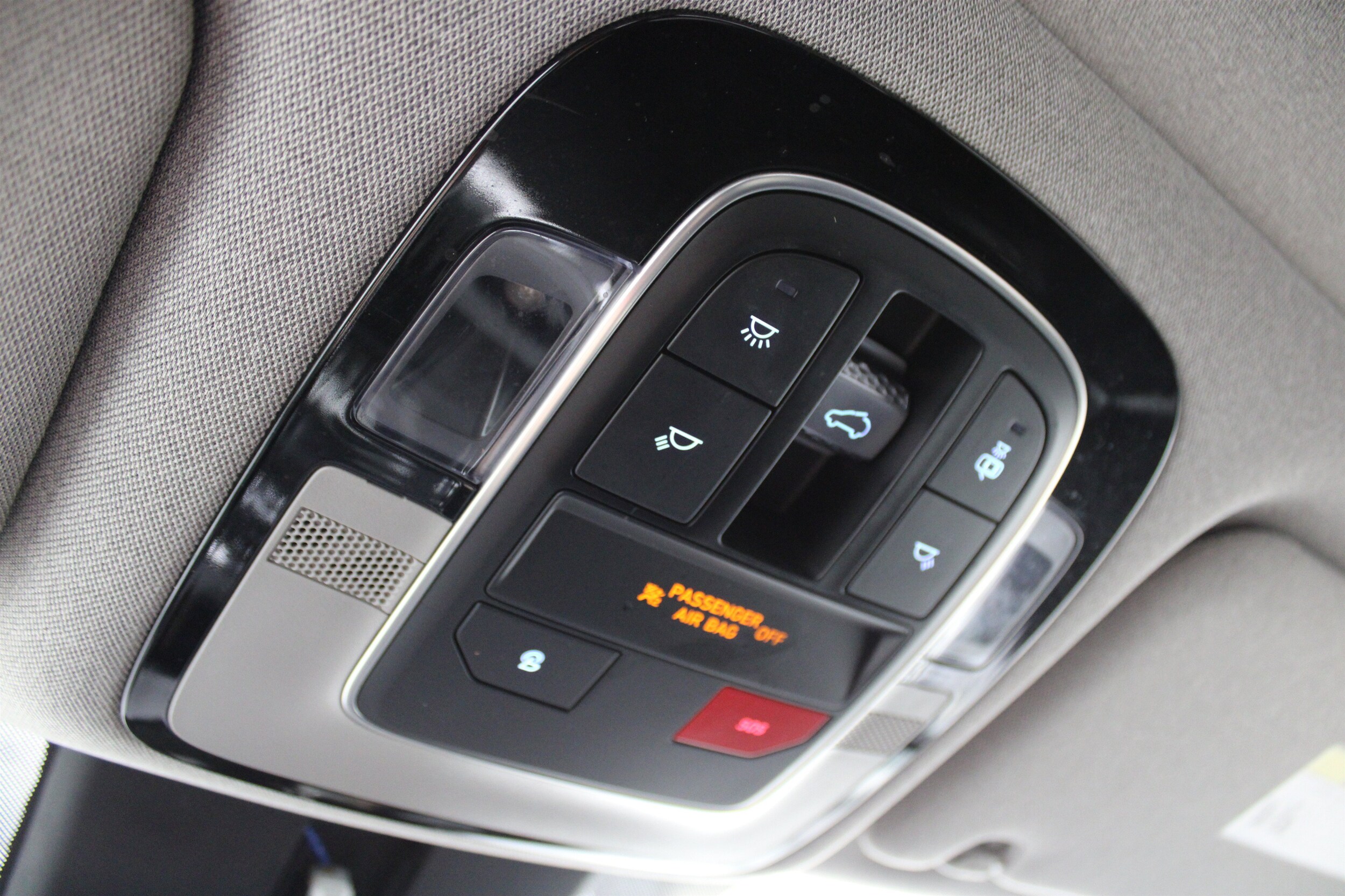 2023 Hyundai Santa Fe Limited - Photo 18