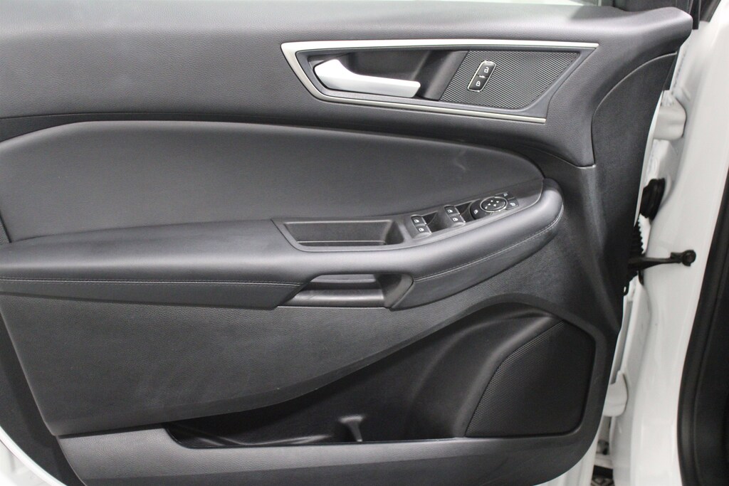 Used 2024 Ford Edge  SUV