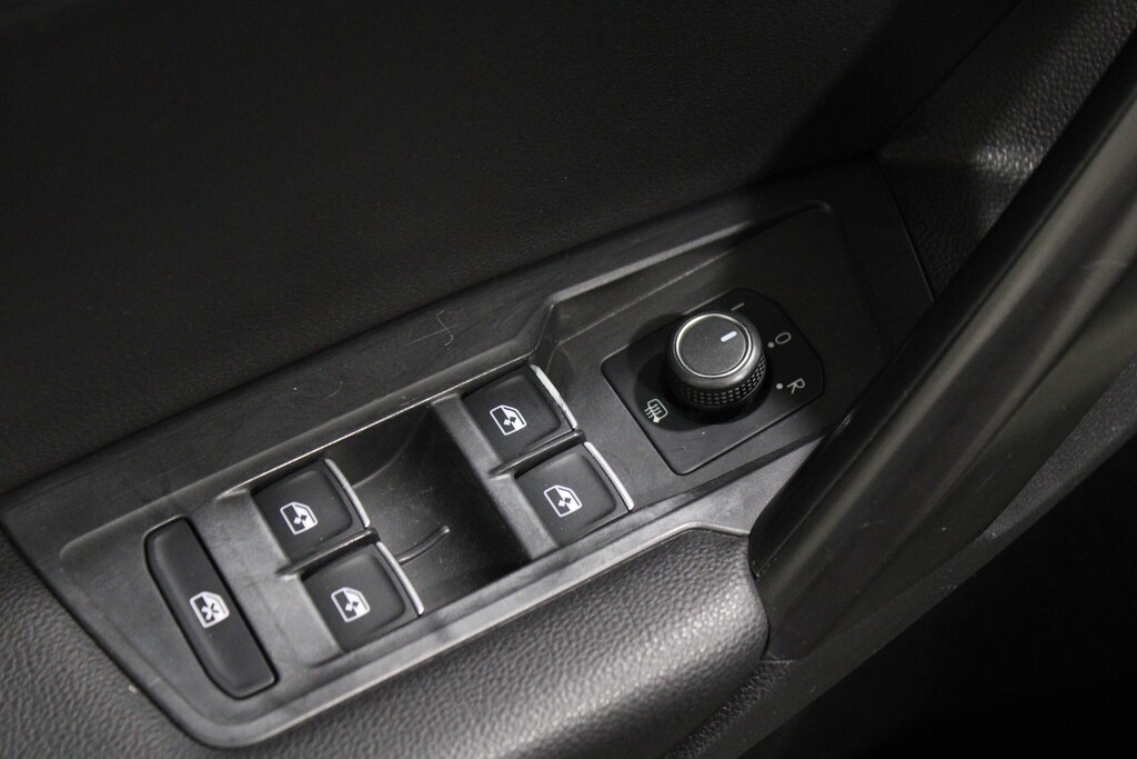 Used 2021 Volkswagen Tiguan 2.0T SE SUV