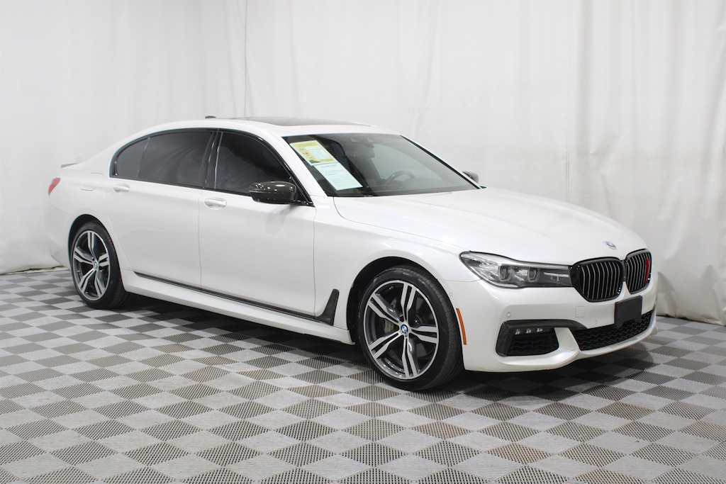 Used 2019 BMW 740i Sedan