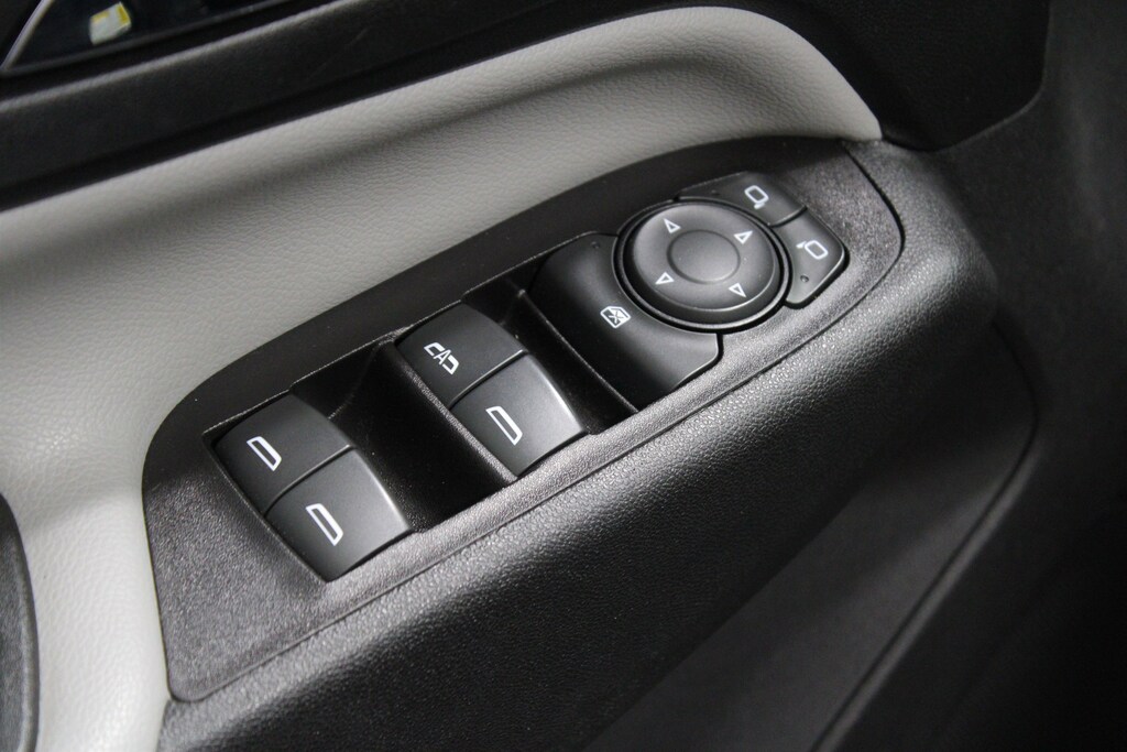 Used 2020 Chevrolet Equinox LS w/1LS SUV