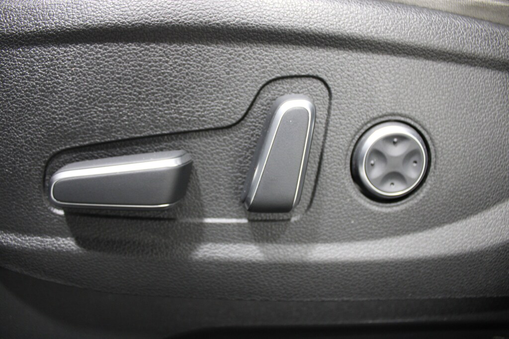 Used 2025 Hyundai Palisade SEL Premium SUV