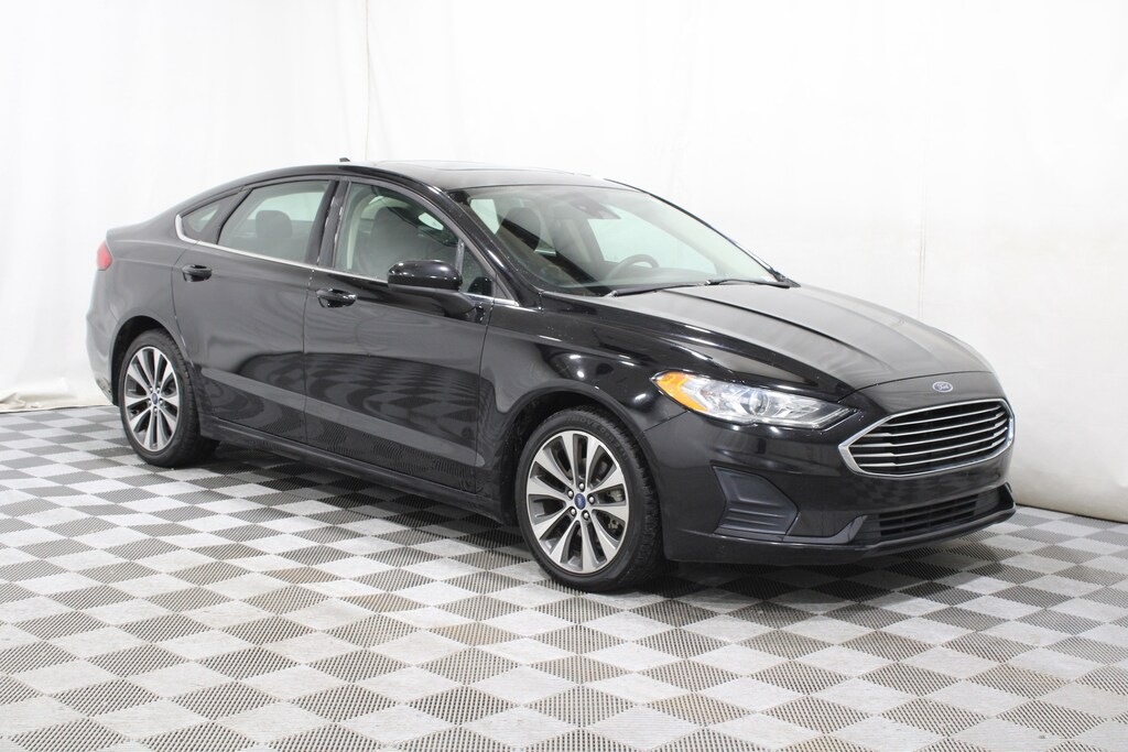 Used 2020 Ford Fusion SE Sedan