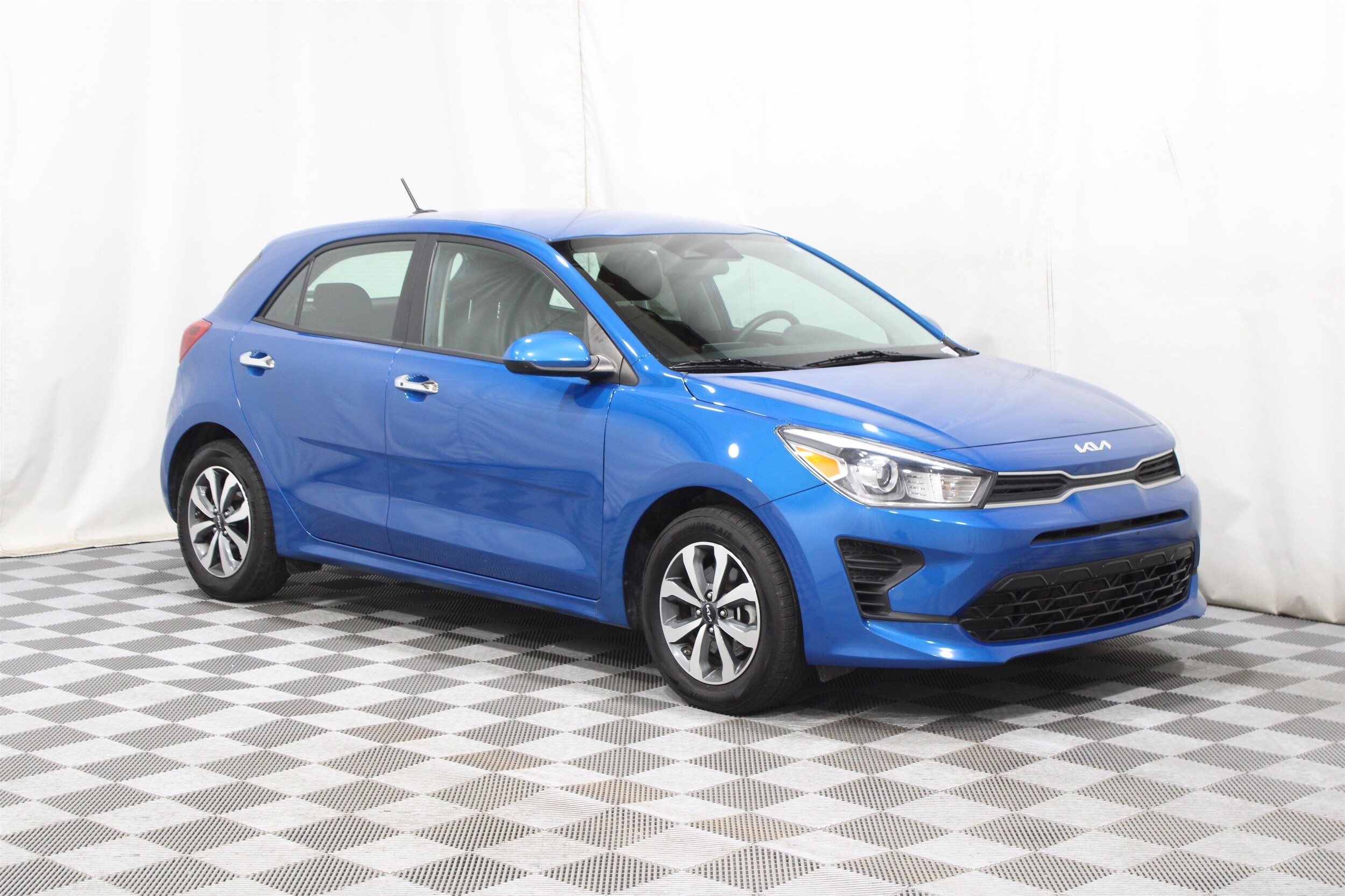 2023 Kia Rio 5-Door S