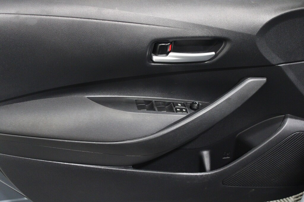 Used 2021 Toyota Corolla LE Sedan