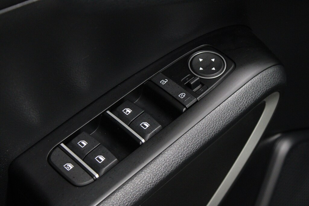 Used 2025 Kia Soul LX Hatchback