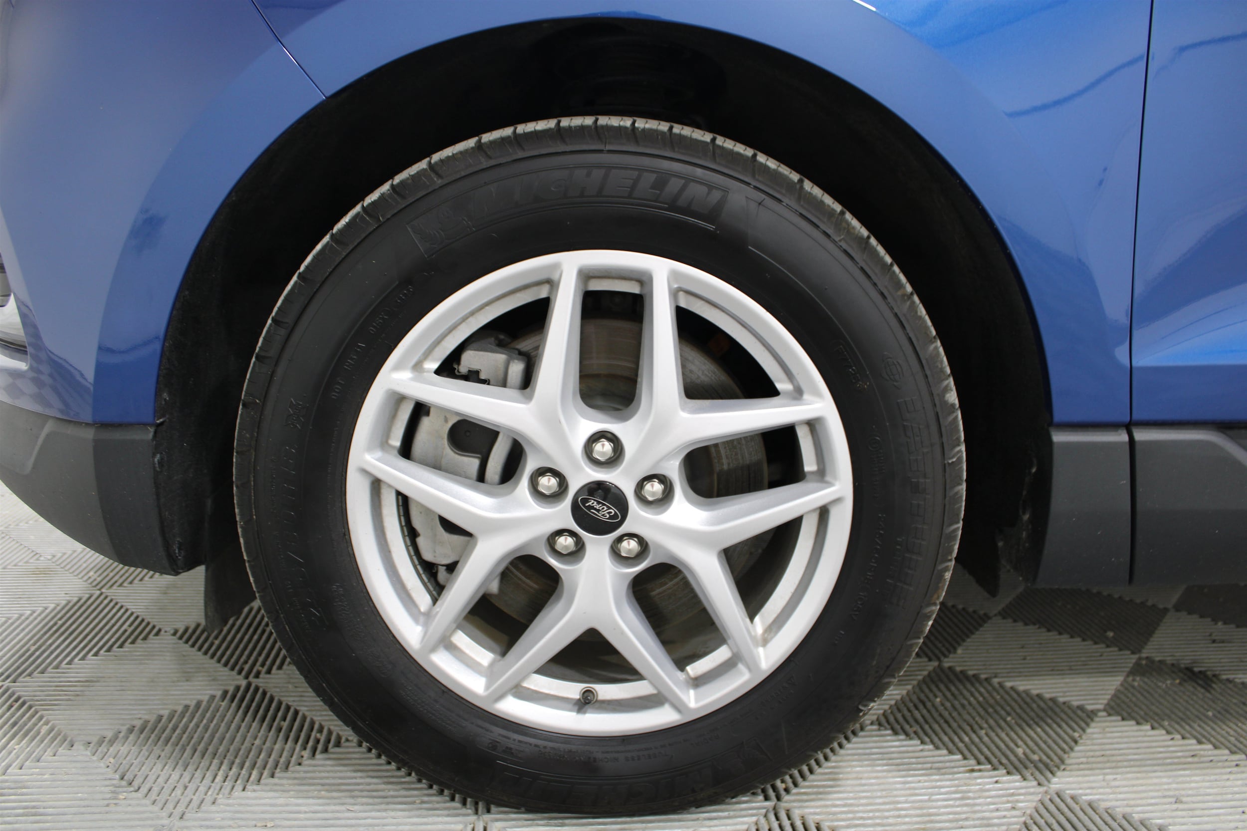 2024 Ford Edge SEL - Photo 33