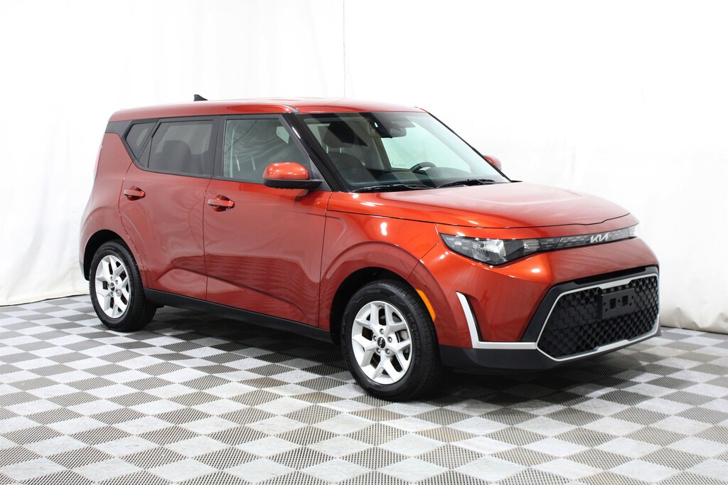 Used 2024 Kia Soul LX Hatchback