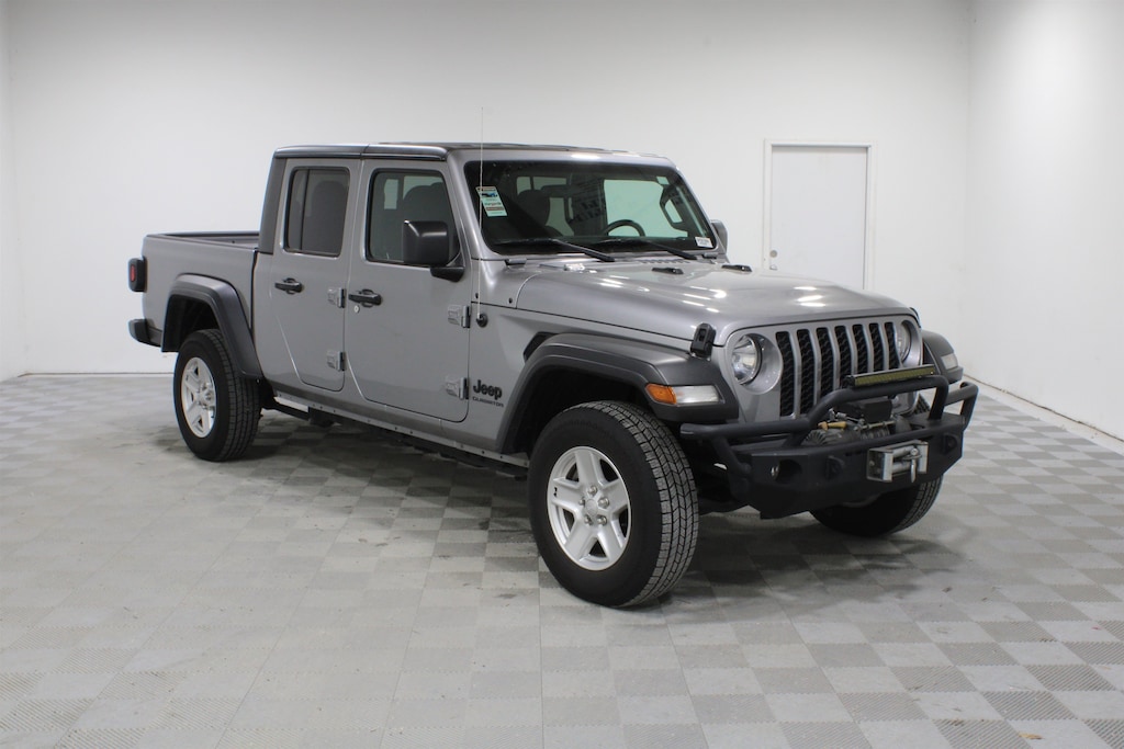 Used 2020 Jeep Gladiator Sport Truck Crew Cab