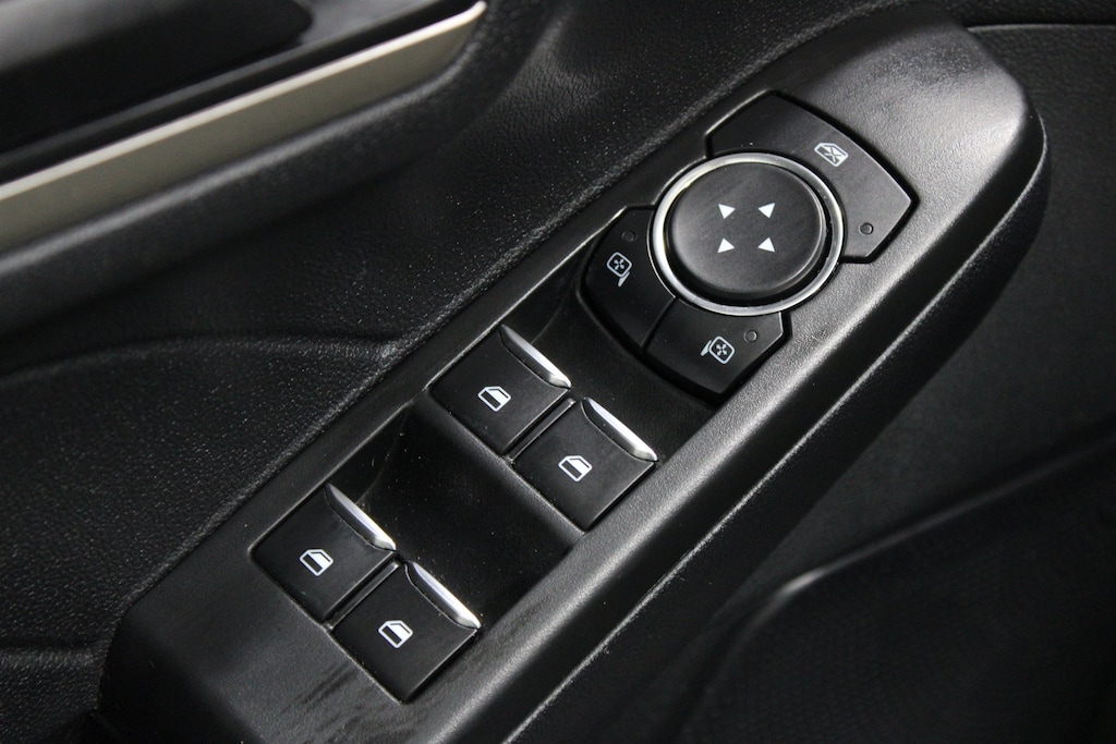 Used 2022 Ford Escape SE Hybrid SUV