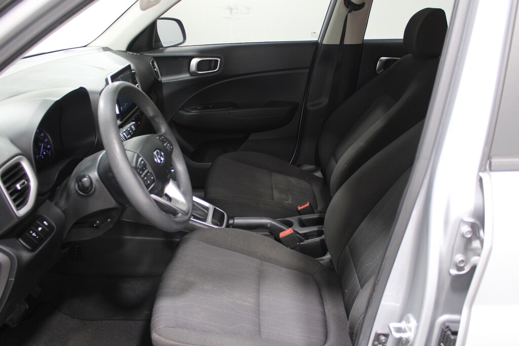 Used 2021 Hyundai Venue SE SUV