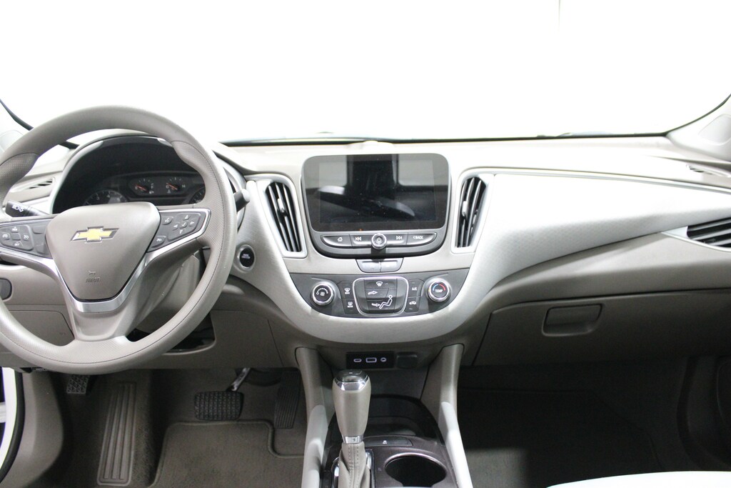 Used 2020 Chevrolet Malibu LS w/1FL Sedan