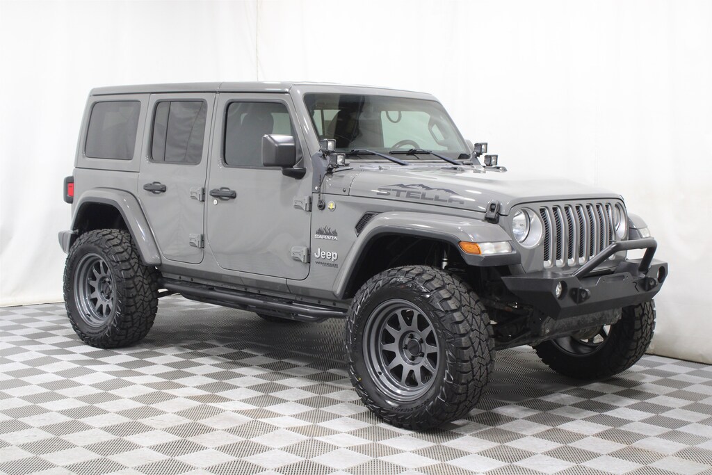 Used 2018 Jeep Wrangler Unlimited Sahara 4x4 SUV