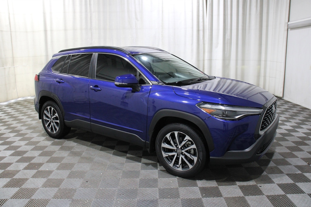 Used 2022 Toyota Corolla Cross XLE SUV