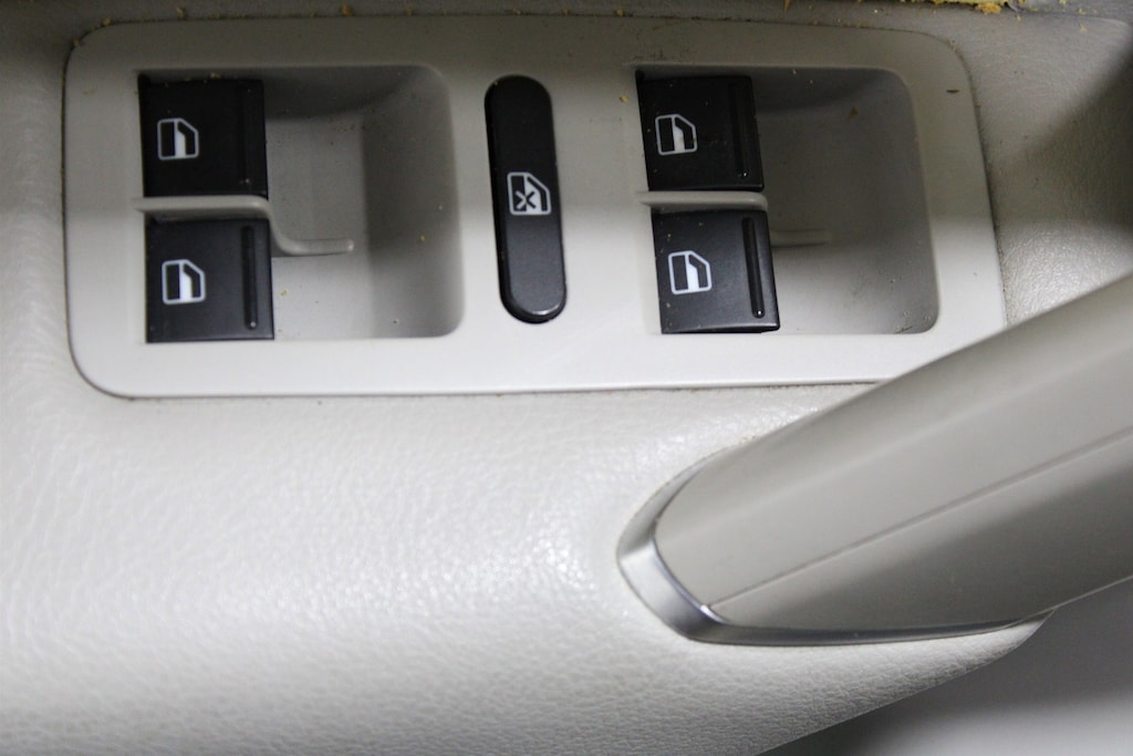 Used 2018 Volkswagen Passat 2.0T R-Line Sedan