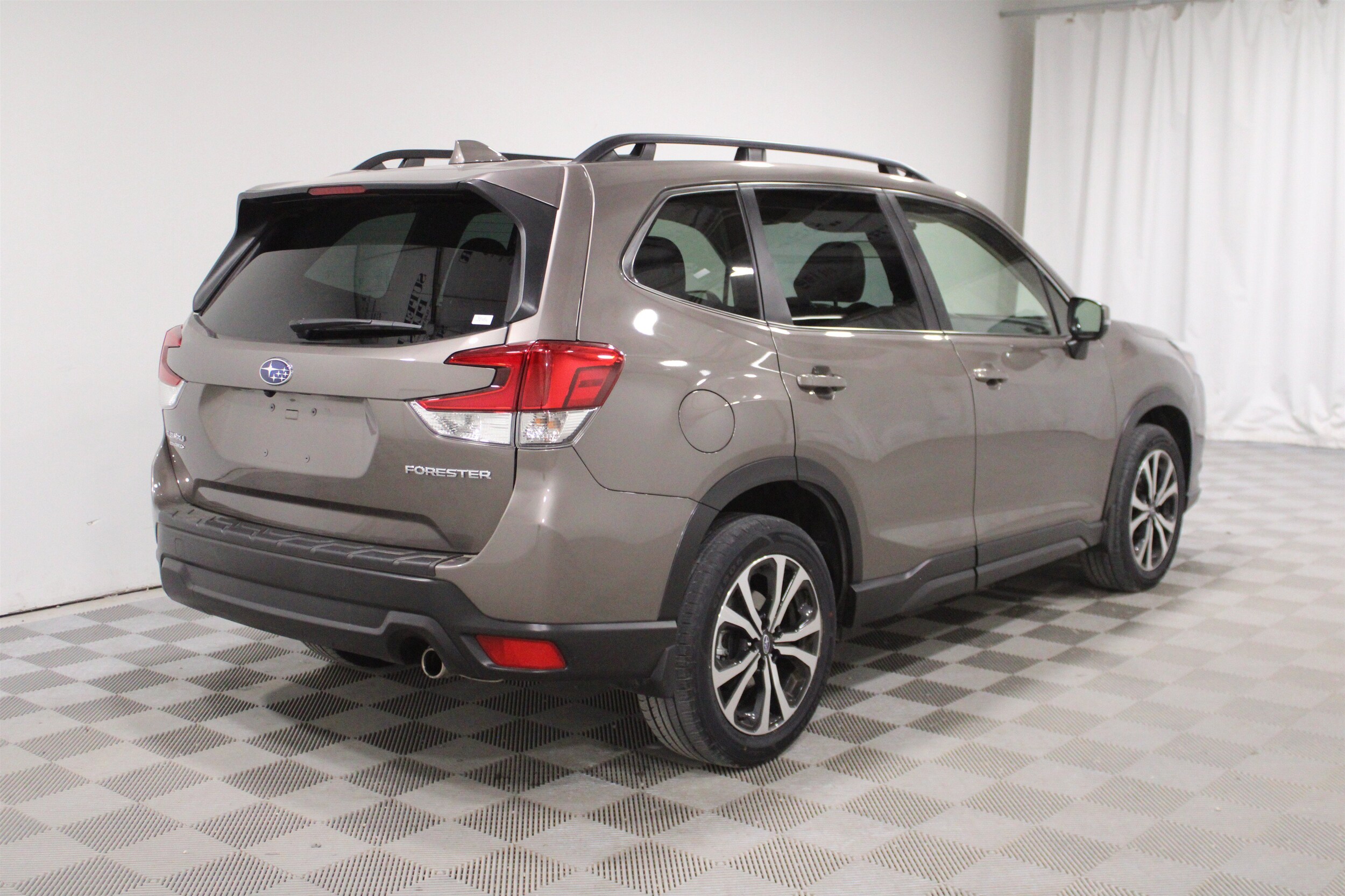 2023 Subaru Forester Limited - Photo 29