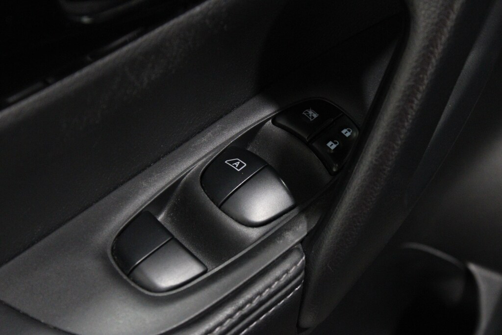 Used 2020 Nissan Rogue Sport SV SUV