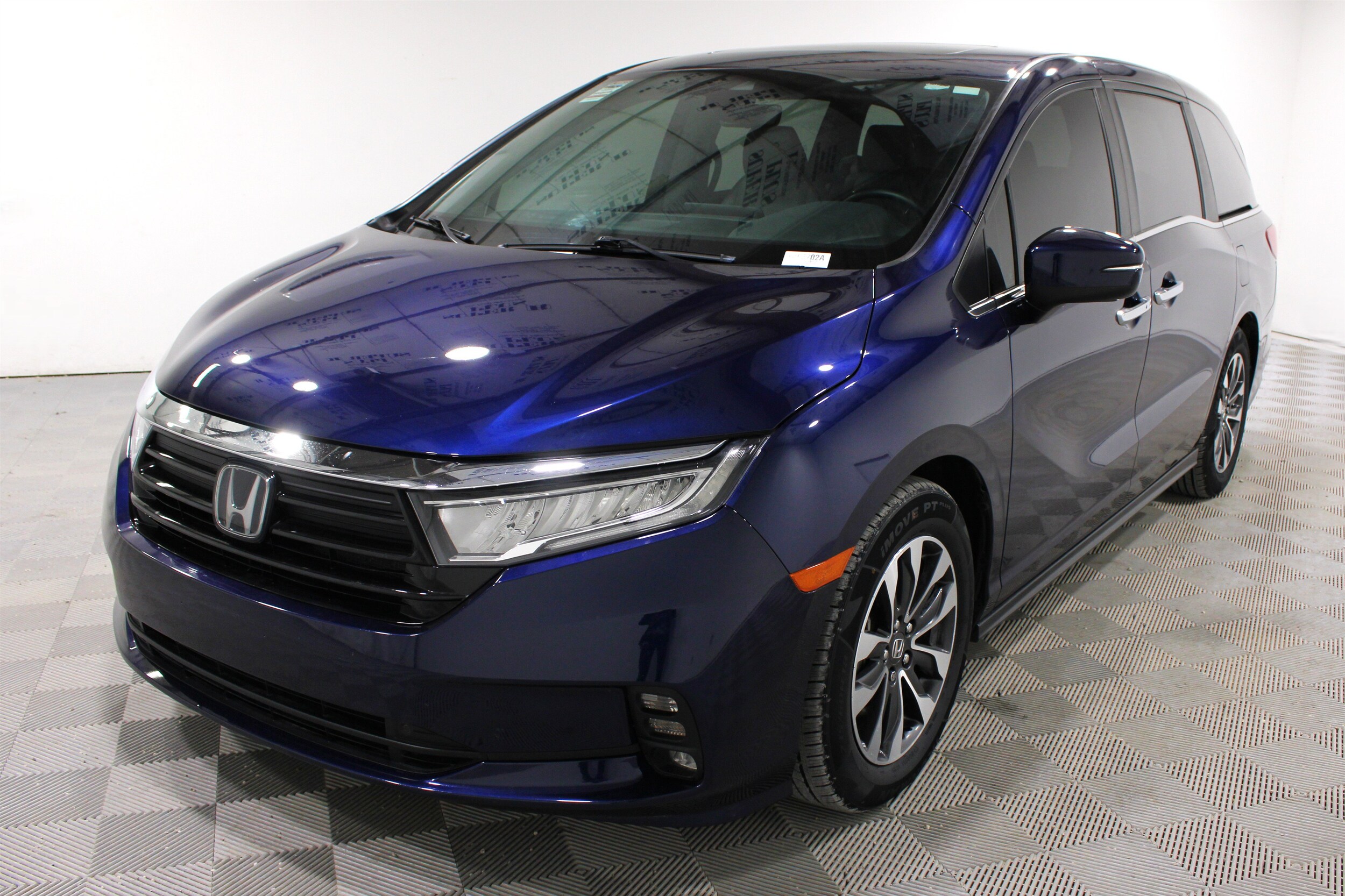 2024 Honda Odyssey EX-L - Photo 34