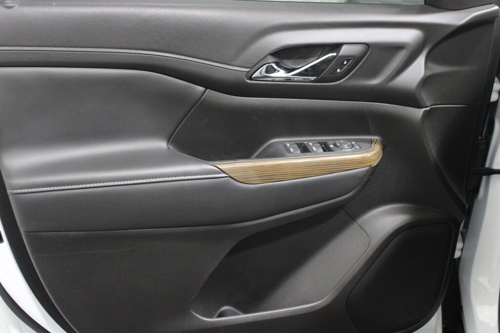 Used 2022 GMC Acadia SLE SUV