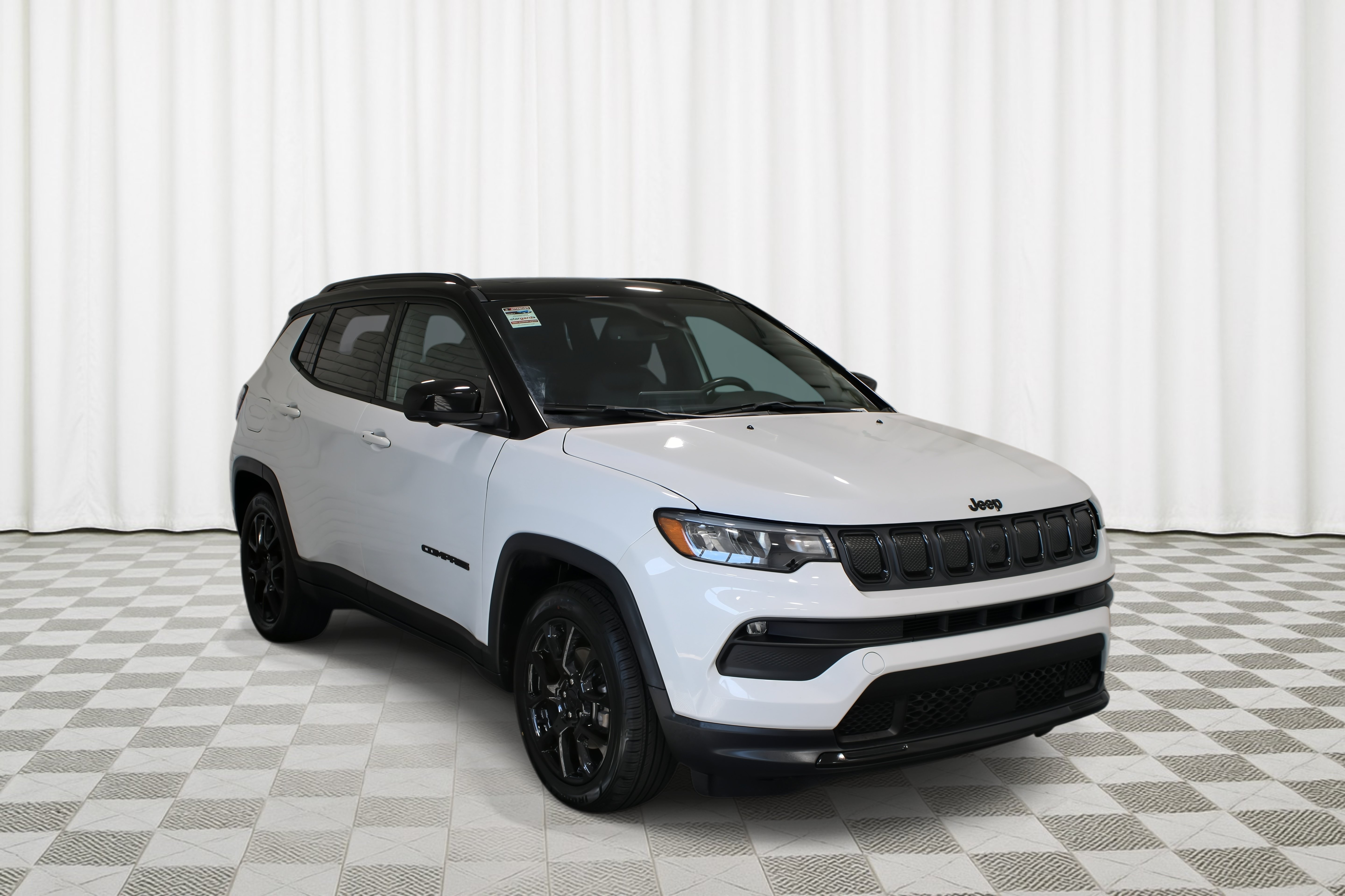 Used 2022 Jeep Compass Latitude SUV