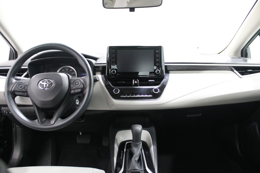 Used 2022 Toyota Corolla LE Sedan
