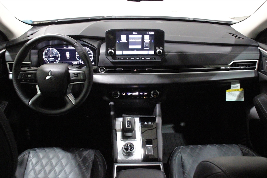 Used 2023 Mitsubishi Outlander Plug-In Hybrid SEL SUV