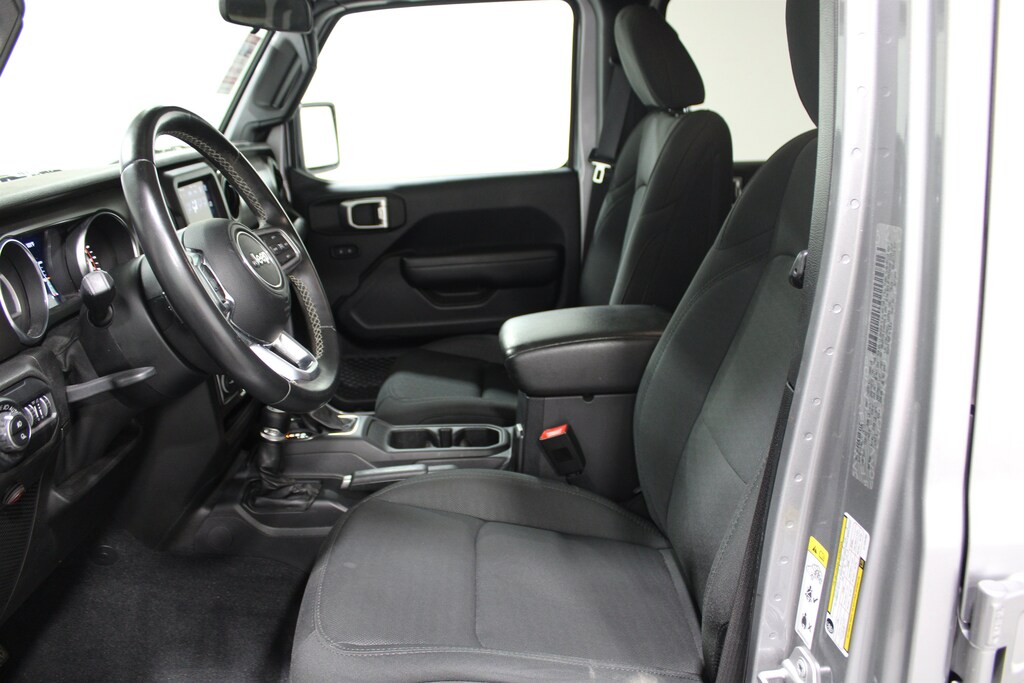 Used 2020 Jeep Gladiator Sport Truck Crew Cab